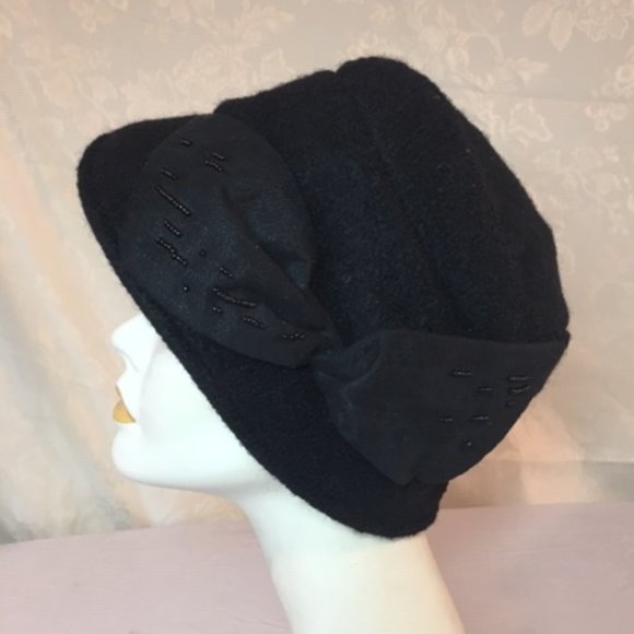 Vintage Saks Fifth Ave Black Wool Hat - Picture 1 of 9